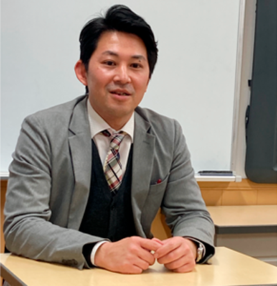 森岡 浩希 先生 森岡 浩希 先生